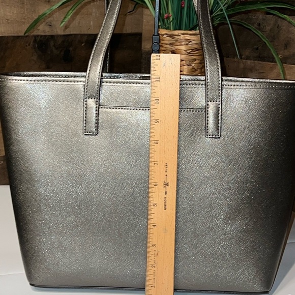 Michael Michael Kors Microstud Center Striped Gray Leather Tote. - Picture 8 of 12